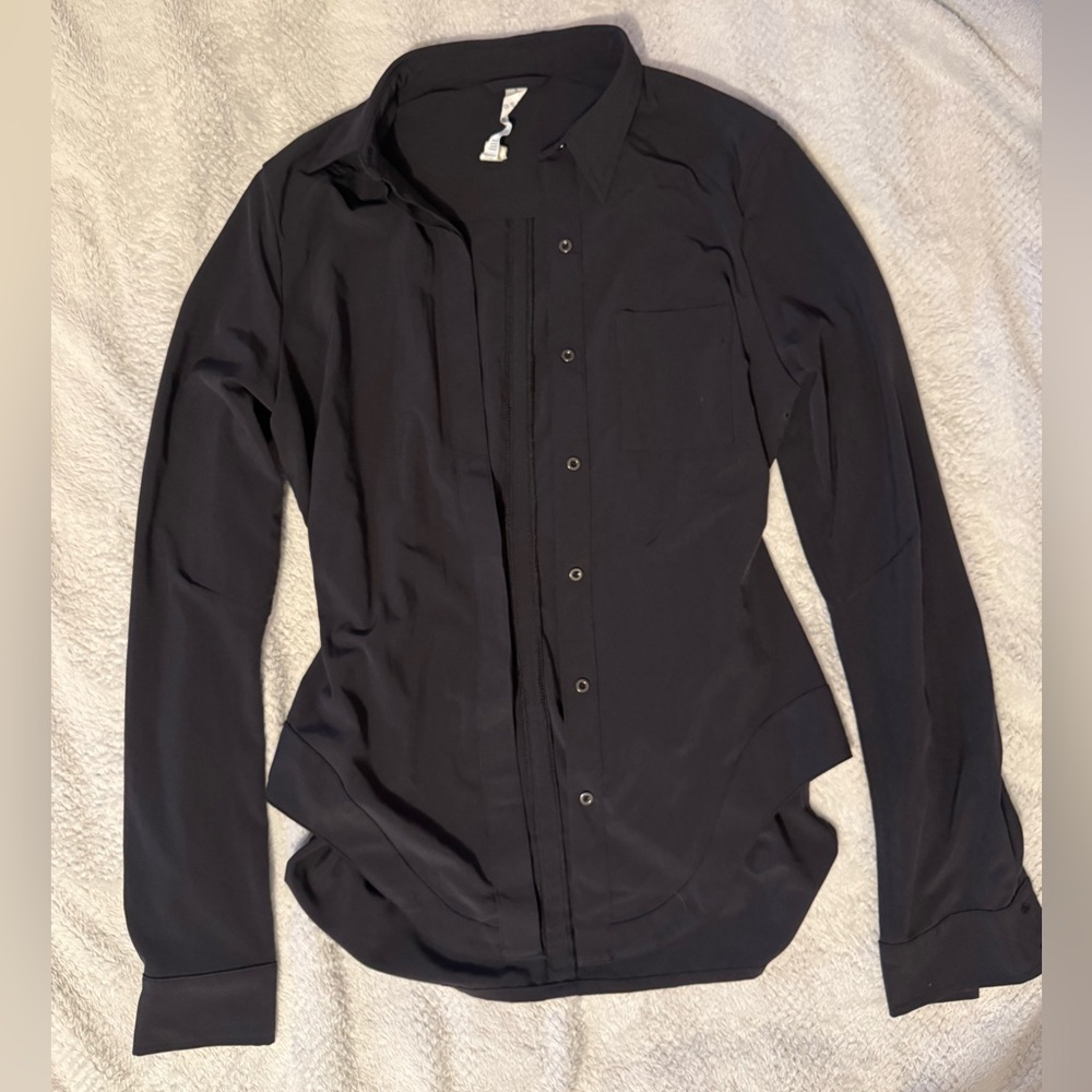 Lululemon urbanite shirt